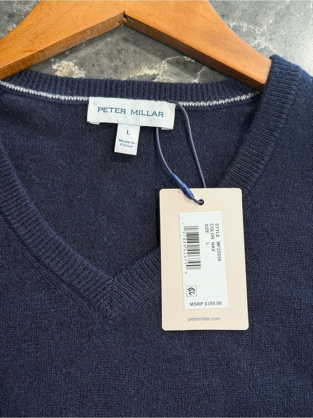 NWT Peter Millar Crown Heritage 100% Cashmere V-Neck Sweater (Large) - Picture 9 of 9
